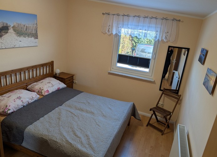Schlafzimmer 2