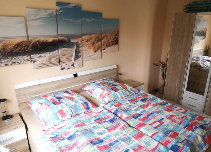 Schlafzimmer 2